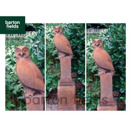 Owl on Vienna Plinth in Rust Finish - Height 1430mm